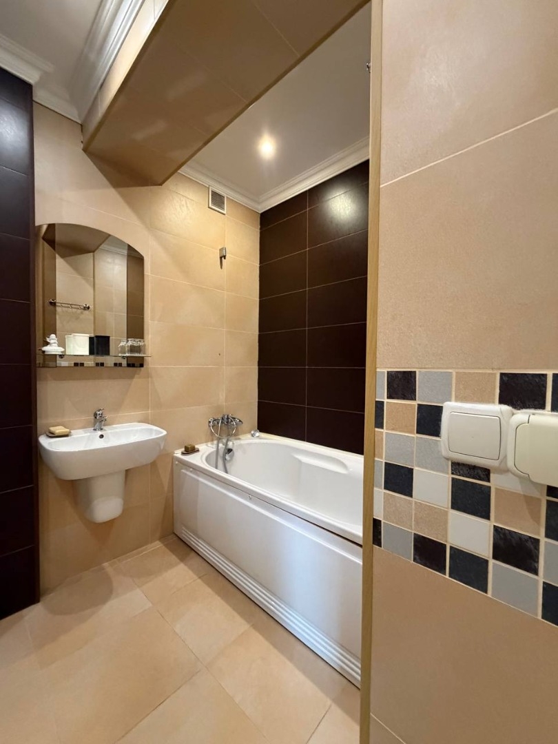 продажа дома номер H-174152 в Совиньоне, фото номер 33